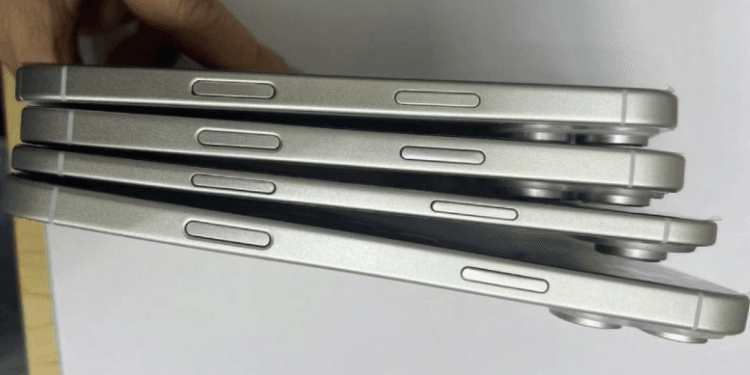 Ilustrasi setumpuk iPhone.(GSM)