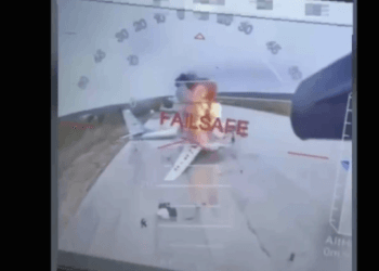 Serangan Drone Ukraina Hancurkan 40 Pesawat Rusia Jelang Pembicaraan Damai di Istanbul