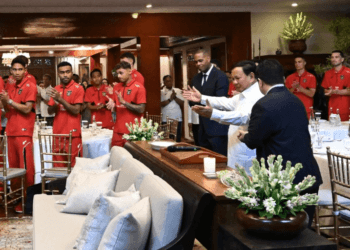 Presiden Prabowo Sambut Timnas Indonesia di Rumah Pribadi: Makan Siang, Nyanyi Bareng, dan Semangat Merah Putih