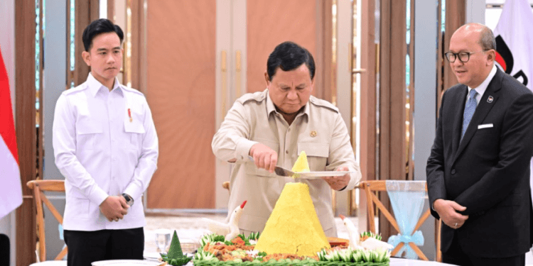 Presiden Prabowo Subianto meresmikan Wisma Danantara Indonesia di Jalan Jenderal Gatot Subroto, Jakarta, Senin (30/06/2025).(Presidenri)
