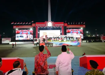 Karnaval Bersatu HUT ke-80 RI: Presiden Prabowo Disambut Lautan Warga di Monas, Pesta Budaya Spektakuler