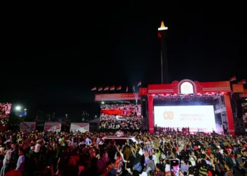 Karnaval Bersatu HUT ke-80 RI: Presiden Prabowo Disambut Lautan Warga di Monas, Pesta Budaya Spektakuler