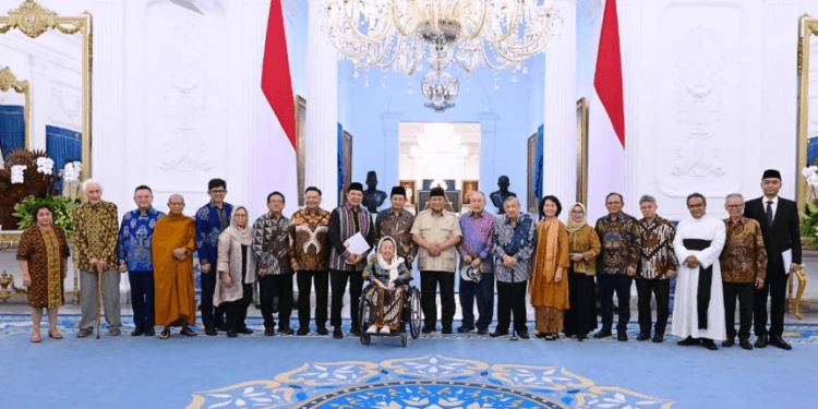Presiden Prabowo Subianto menerima tokoh Gerakan Nurani Bangsa di Istana Merdeka, Jakarta, Kamis (11/09/2025).(Presidenri)