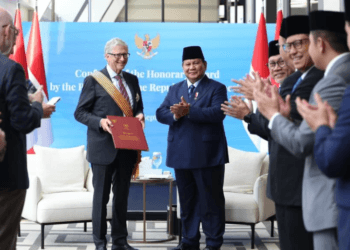 Prabowo Bertemu Bill Gates di PBB: Bahas Kerja Sama Global, Anugerahkan Bintang Jasa Utama