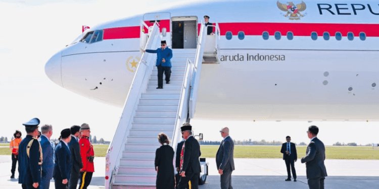 Presiden Prabowo Subianto tiba di Bandar Udara Internasional Ottawa Macdonald-Cartier, Ottawa, Kanada, Rabu (24/09/2025) waktu setempat.(Presidenri)