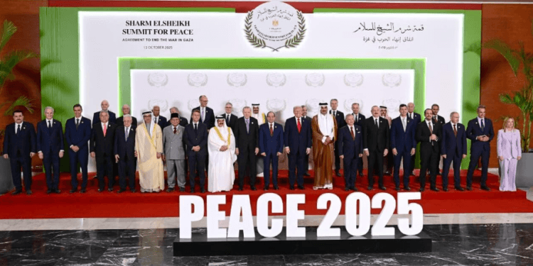 Presiden RI Prabowo Subianto menghadiri KTT Perdamaian Sharm El-Sheikh yang digelar di International Congress Centre, Sharm El-Sheikh, Republik Arab Mesir, pada Senin, 13 Oktober 2025.(Presidenri)