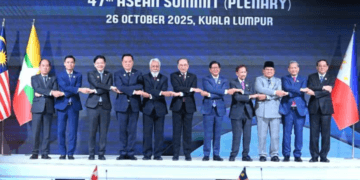 Hadiri Sesi Pleno KTT ke-47 ASEAN, Presiden Prabowo Serukan Persatuan ASEAN di Tengah Dunia yang Bergejolak