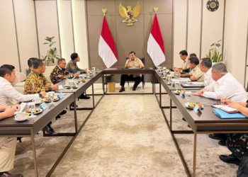 Presiden Prabowo Gelar Rapat Tertutup di Halim Sebelum Terbang ke Sydney: Bahas Keuangan Negara