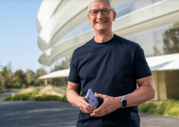 Tim Cook Tetap Pimpin Apple hingga 2026? Gurman Bantah Rumor Pergantian CEO yang Dianggap Prematur