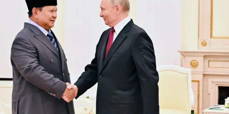 Presiden Prabowo Subianto bertemu dengan Presiden Vladimir Putin di Istana Kremlin, Moskow, Rusia pada Rabu, 10 Desember 2025.(Presidenri)