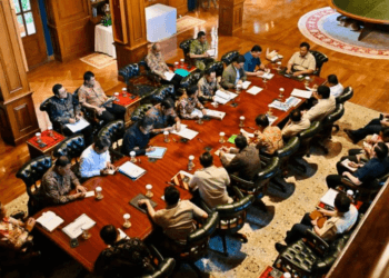 Rapat di Hambalang di Akhir Pekan, Prabowo Gaspol Dua Agenda Besar: Bencana Sumatra dan Libur Akhir Tahun