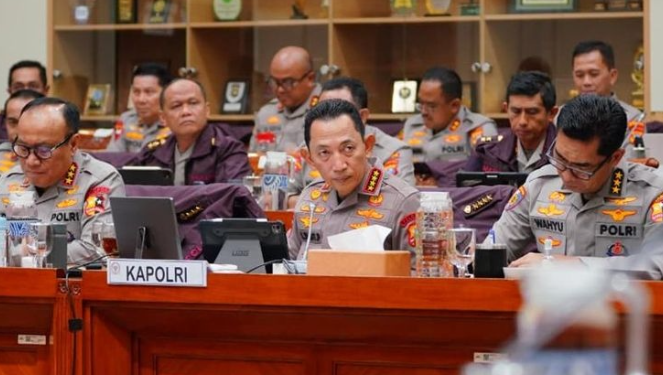 Kapolri Paparkan Terobosan Kortas Tipikor di Hadapan DPR.(Humas Polri)