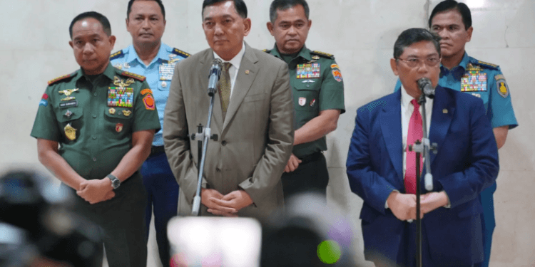 Menteri Pertahanan dan Panglima TNI Paparkan Arah Baru Pertahanan Nasional dalam rapat tertutup bersama Komisi I DPR.(Puspen TNI)