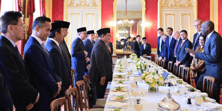 Presiden RI Prabowo Subianto menghadiri jamuan santap siang oleh Wakil Perdana Menteri Inggris David Lammy di Lancaster House, London, pada Selasa, 20 Januari 2026.(Presidenri)