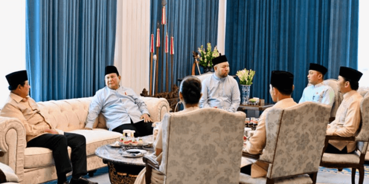 Presiden Prabowo Subianto menggelar acara gelar griya (open house) dalam rangka Hari Raya Idulfitri 1447 Hijriah di kompleks Istana Kepresidenan, Jakarta, pada Sabtu, 21 Maret 2026.(Presidenri)