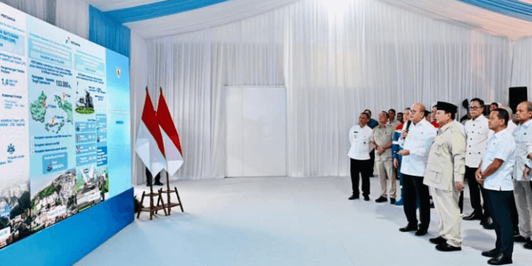 Presiden Prabowo Subianto melakukan groundbreaking proyek hilirisasi nasional tahap II di Refinery Unit IV Cilacap, Jawa Tengah, pada Rabu, 29 April 2026.(Presidenri)