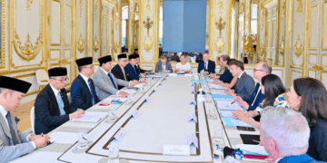 Prabowo dan Macron Perkuat Aliansi Strategis di Paris, Pertahanan hingga IEU-CEPA Jadi Fokus Utama