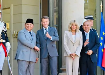 Presiden Prabowo Disambut Macron dan Dikawal 146 Pasukan Berkuda: Hubungan Indonesia-Prancis Makin Strategis