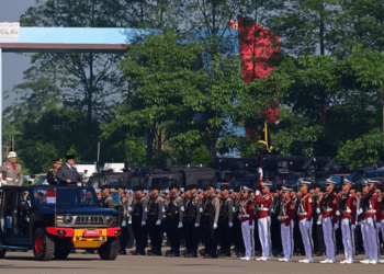 Presiden Prabowo Pimpin Hari Bhayangkara ke-80, Tegaskan Polri Harus Jadi Kompas Moral Bangsa