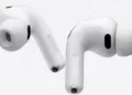 AirPods Berkamera Apple Dikabarkan Tetap Meluncur 2027 Meski Video Demo Telanjur Bocor