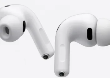 AirPods Berkamera Apple Dikabarkan Tetap Meluncur 2027 Meski Video Demo Telanjur Bocor