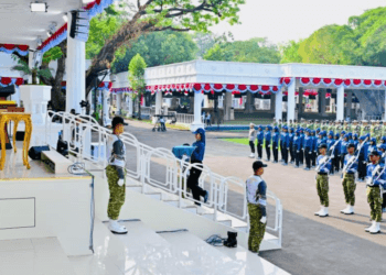 81 Pesawat dan Helikopter TNI Mengudara, Gladi Kotor HUT ke-81 RI Digelar di Istana Negara