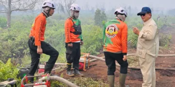 Presiden Prabowo Bergerak Cepat Tangani Karhutla, Dari Ruang Rapat Langsung Turun ke Lahan Terbakar