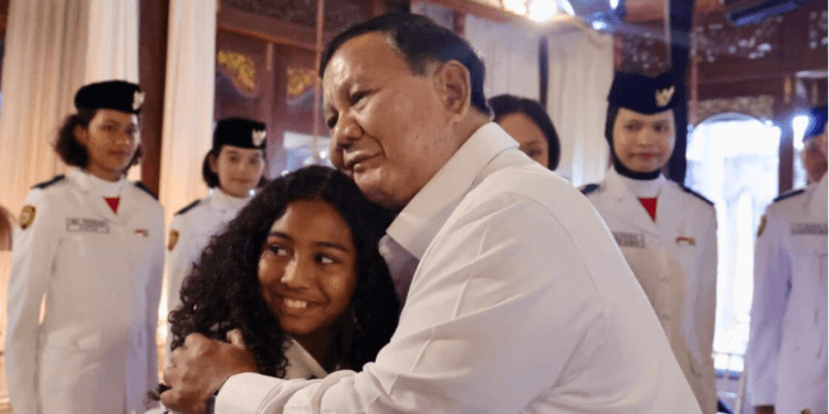 Presiden Prabowo mengundang para petugas upacara pada HUT ke-81 RI ke kediaman pribadinya di Hambalang, Kabupaten Bogor, Provinsi Jawa Barat, pada Rabu, 19 Agustus 2026.(Presidenri)
