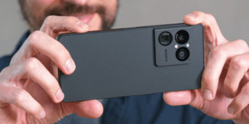 Sony Ungkap Xperia 1 VIII Laris Manis, Slot microSD dan Jack 3,5 mm Tetap Jadi Identitas Utama