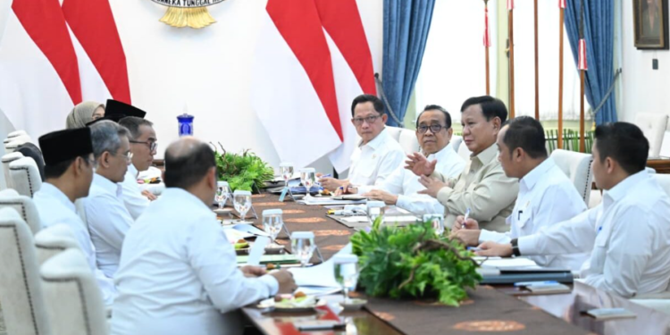 Presiden Prabowo menggelar rapat terbatas di Istana Merdeka, Jakarta, pada Rabu, 23 September 2026.(Presidenri)