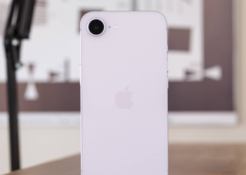 iPhone 18e Bakal Pakai Chip 2nm dan Kamera Selfie 24MP, Layar Masih 60Hz